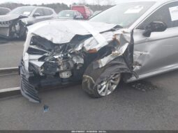 
										2018 Toyota Camry full									