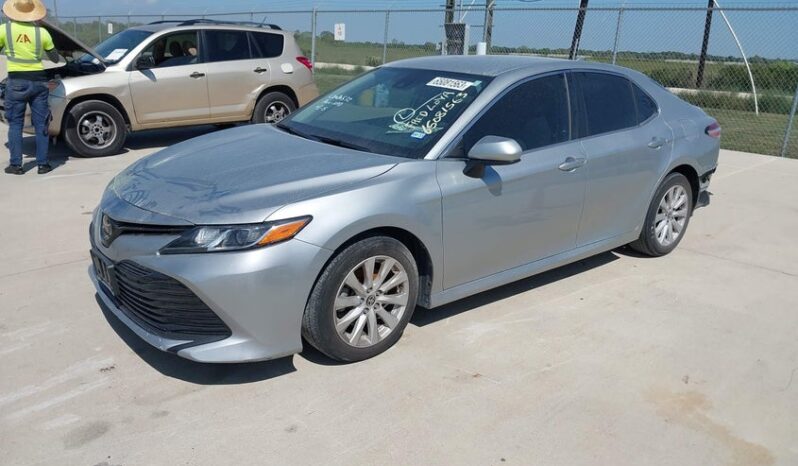 
								2020 Toyota Camry full									