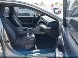 
										2020 Toyota Camry full									