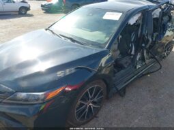 
										2021 Toyota Camry full									