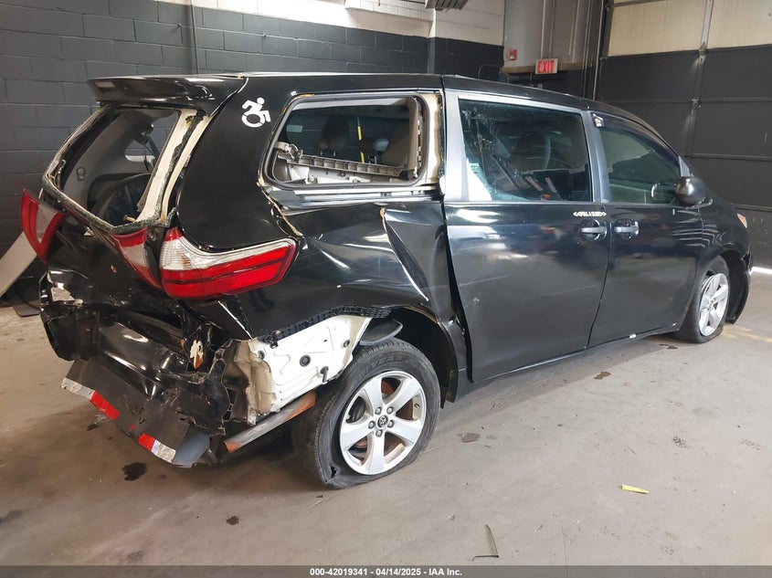 2017 Toyota Sienna