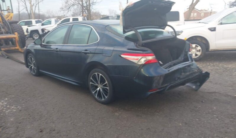 
								2019 Toyota Camry full									