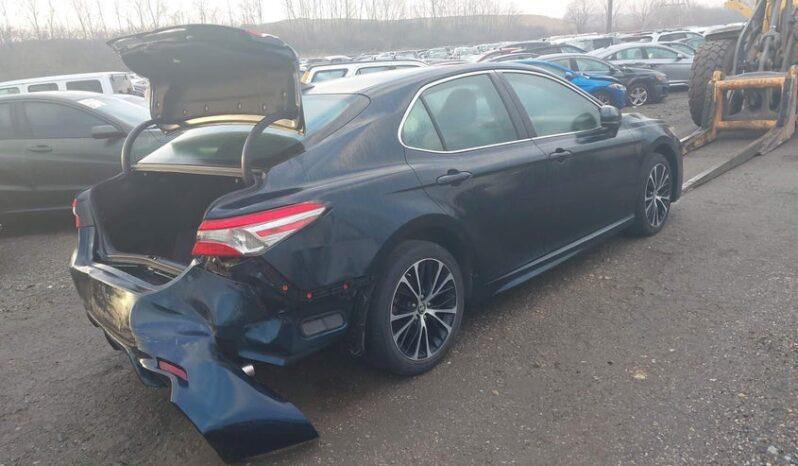 
								2019 Toyota Camry full									