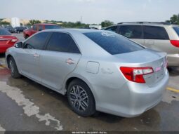 
										2014 Toyota Camry full									