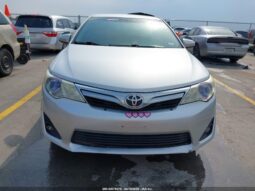 
										2014 Toyota Camry full									