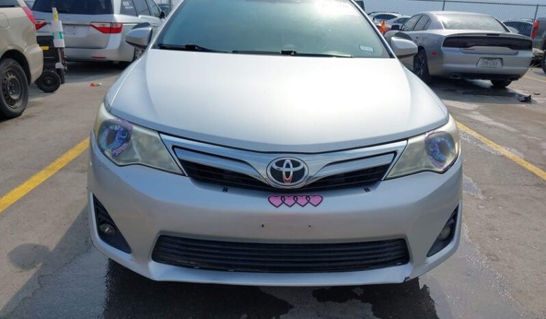 
								2014 Toyota Camry full									