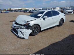 
										2024 Toyota Camry full									