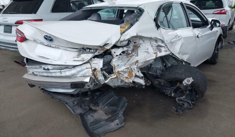 
								2021 Toyota Camry full									