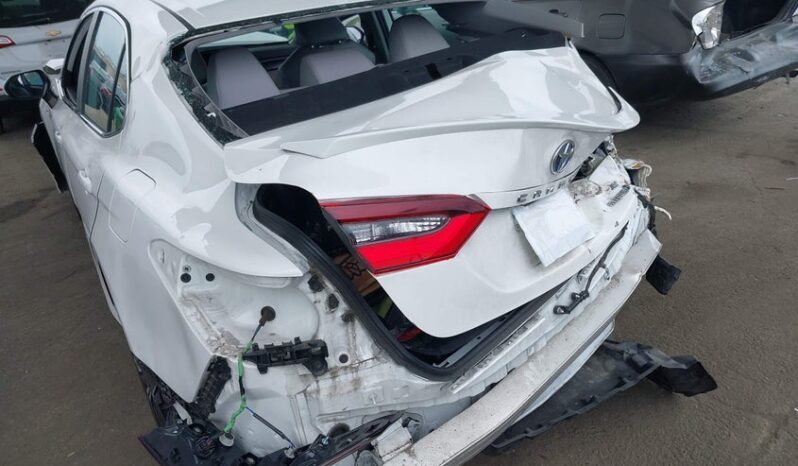 
								2021 Toyota Camry full									