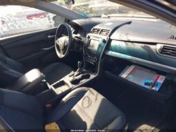 
										2015 Toyota Camry full									