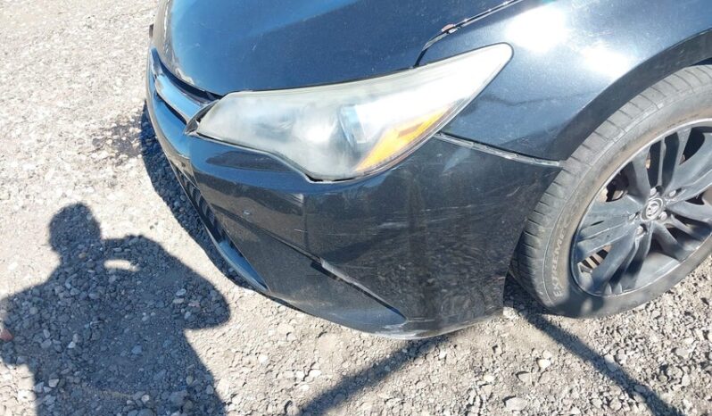 
								2015 Toyota Camry full									