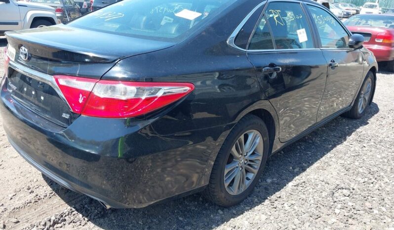 
								2016 Toyota Camry full									