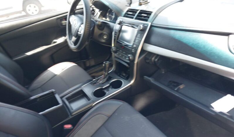 
								2016 Toyota Camry full									