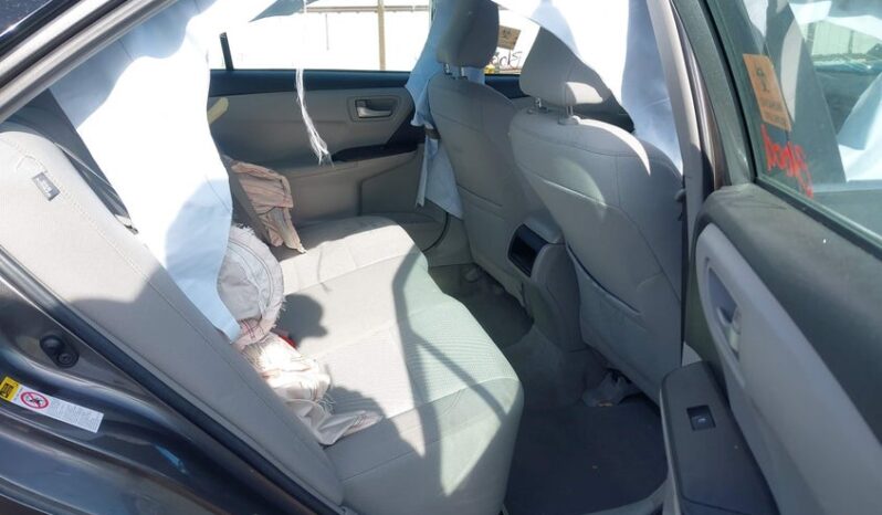 
								2016 Toyota Camry full									