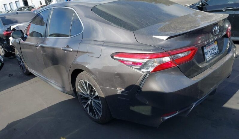 
								2018 Toyota Camry full									