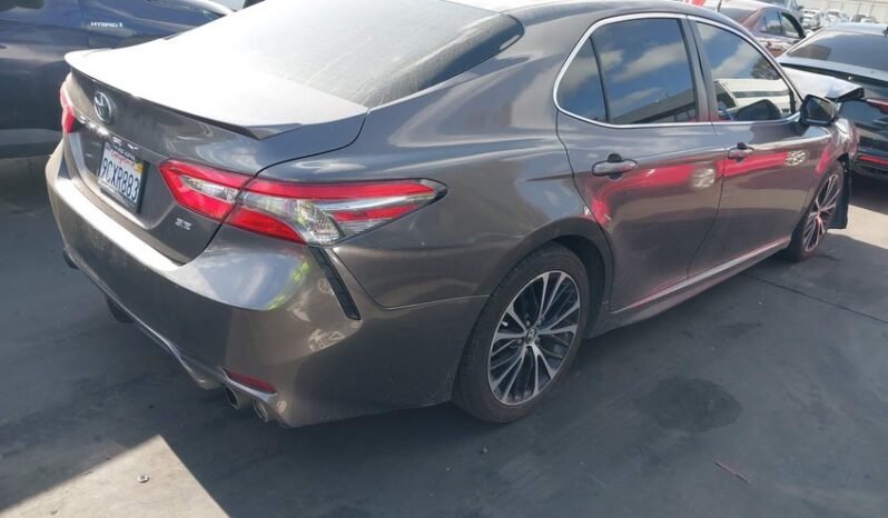 
								2018 Toyota Camry full									