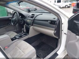 
										2012 Toyota Camry full									