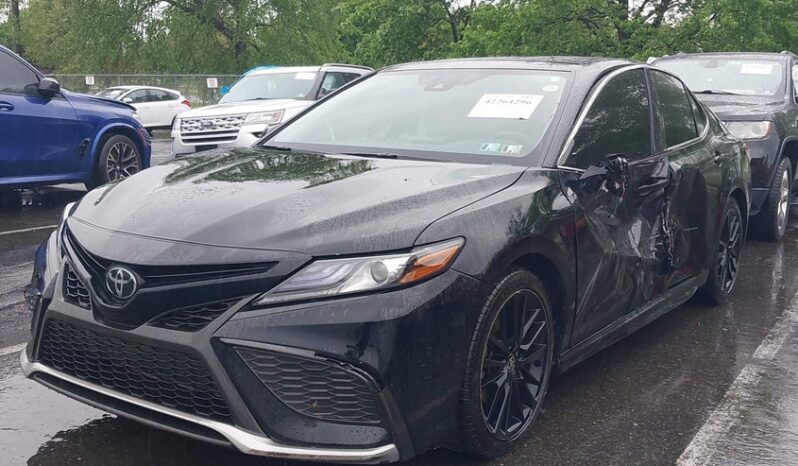 
								2022 Toyota Camry full									