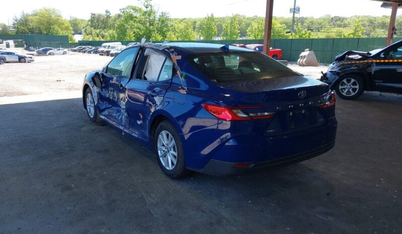 
								2025 Toyota Camry full									