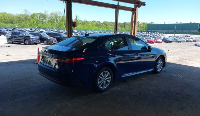 
								2025 Toyota Camry full									