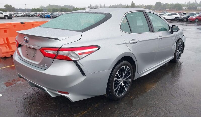 
								2020 Toyota Camry full									