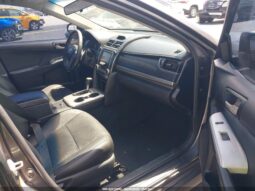 
										2013 Toyota Camry full									