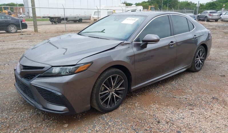 
								2021 Toyota Camry full									