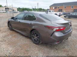 
										2021 Toyota Camry full									