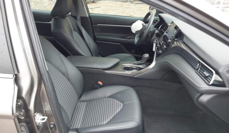 
								2021 Toyota Camry full									