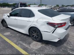 
										2023 Toyota Camry full									