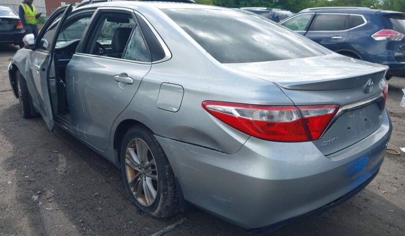 
								2015 Toyota Camry full									