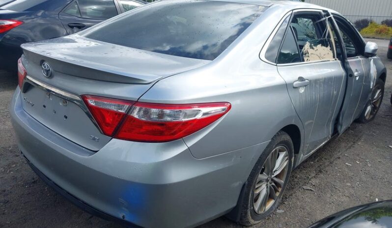 
								2015 Toyota Camry full									