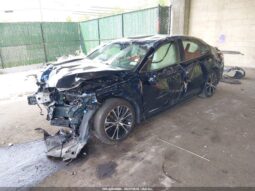 
										2018 Toyota Camry full									