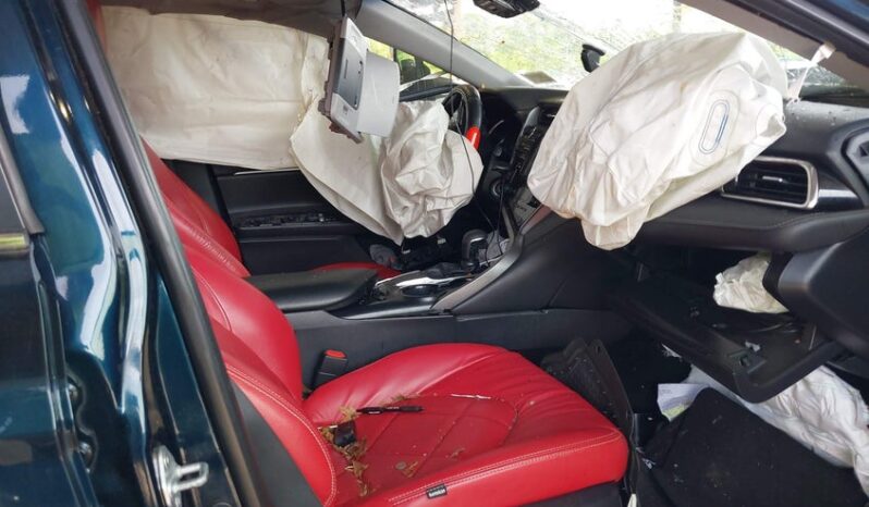 
								2018 Toyota Camry full									