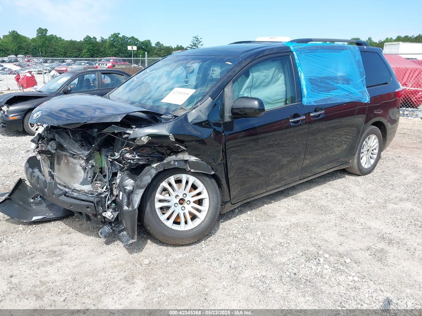 2016 Toyota Sienna