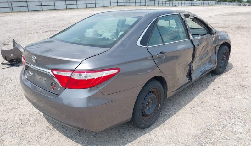 
								2017 Toyota Camry full									