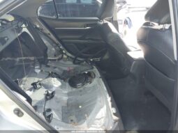 
										2020 Toyota Camry full									