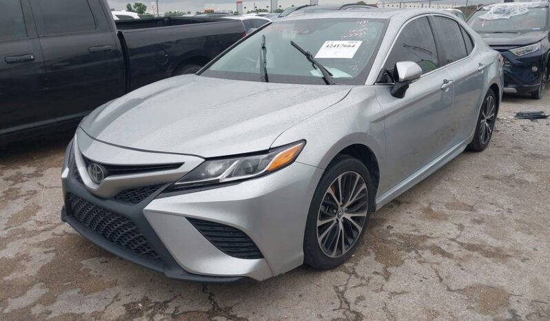 
								2020 Toyota Camry full									