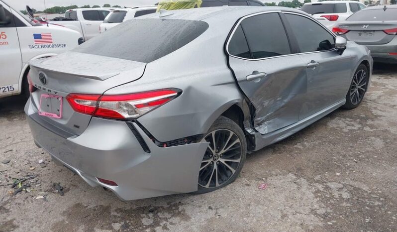 
								2020 Toyota Camry full									