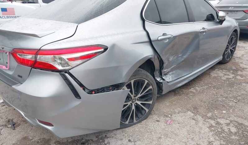 
								2020 Toyota Camry full									