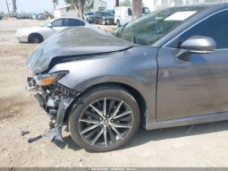 
										2022 Toyota Camry full									