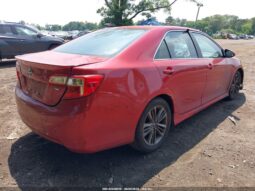 
										2013 Toyota Camry full									