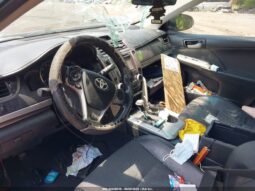 
										2013 Toyota Camry full									