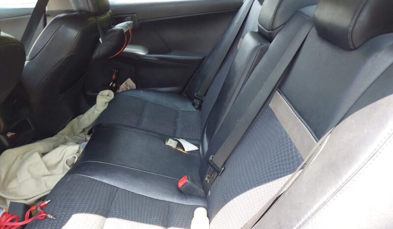 
								2013 Toyota Camry full									