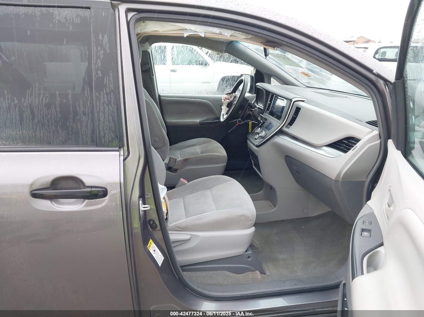 2015 Toyota Sienna