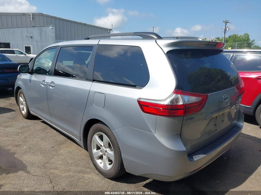2016 Toyota Sienna
