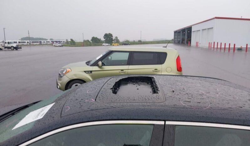 
								2012 Toyota Camry full									