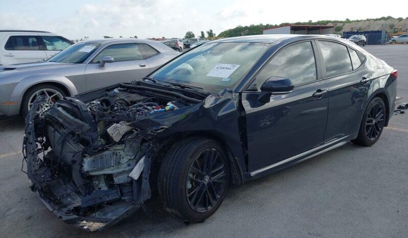 
								2025 Toyota Camry full									
