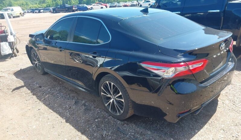 
								2019 Toyota Camry full									