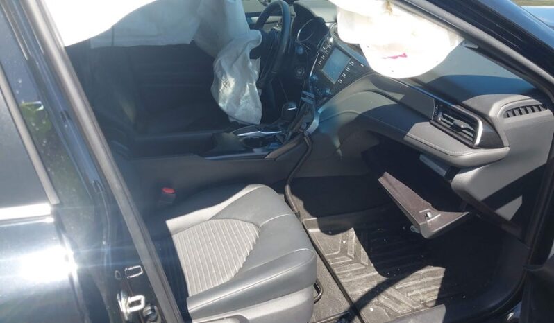 
								2019 Toyota Camry full									
